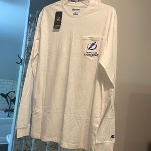Tampa Bay Lightning NWT Champion long sleeve T-shirt ladies large